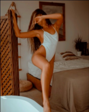 whore i Brejning - Escort Massage